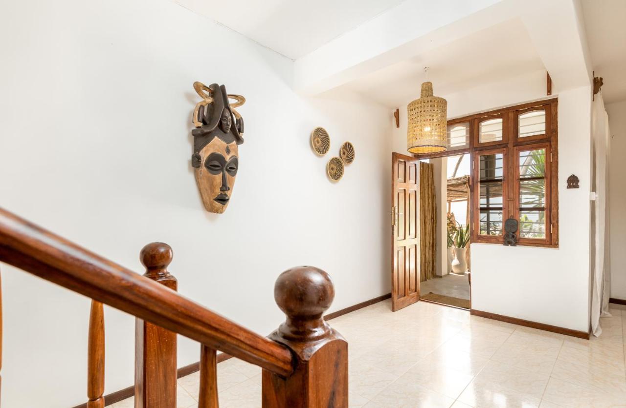 Kima Serviced Beach House & Suites Bwejuu Buitenkant foto