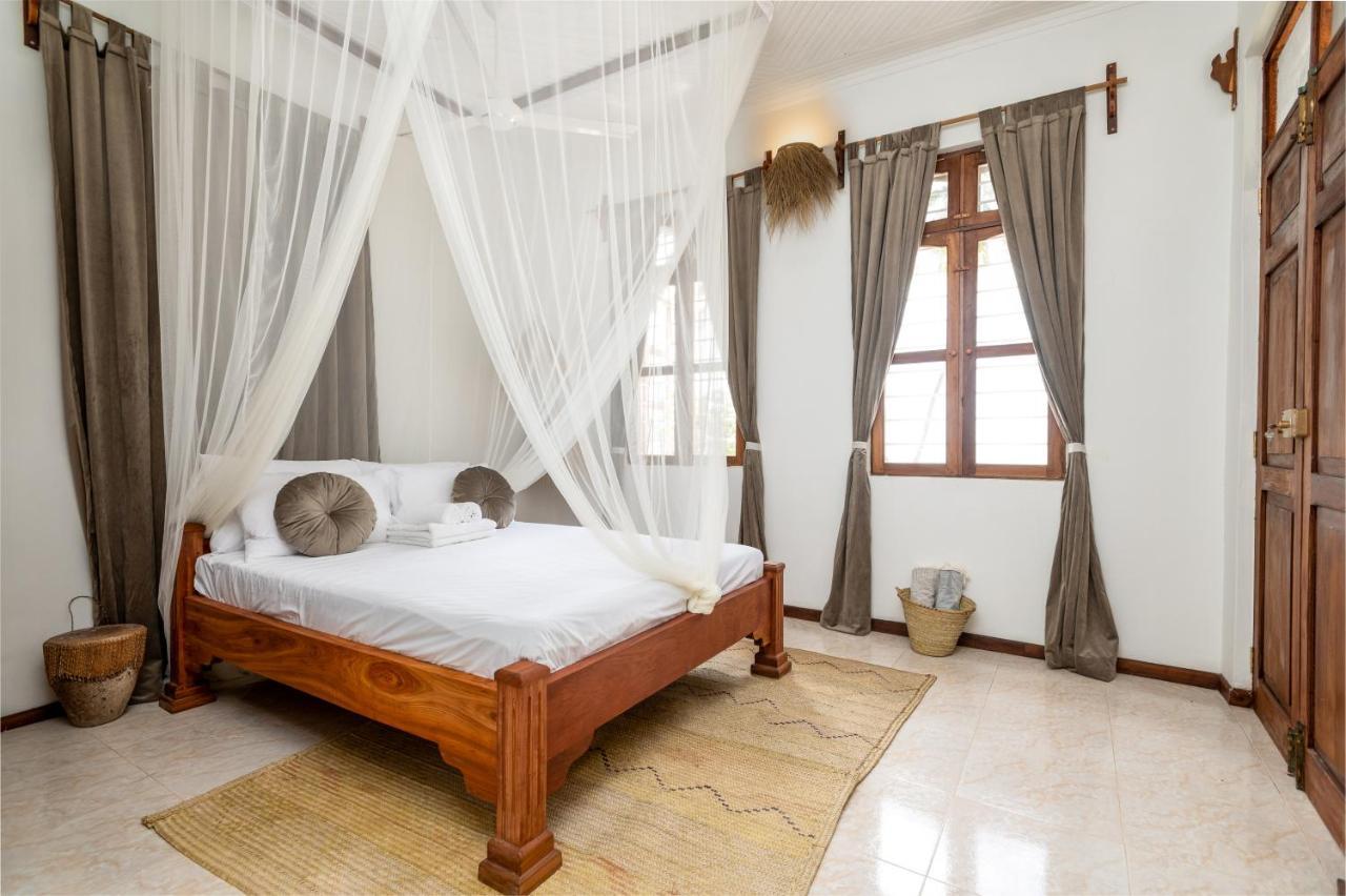 Kima Serviced Beach House & Suites Bwejuu Buitenkant foto