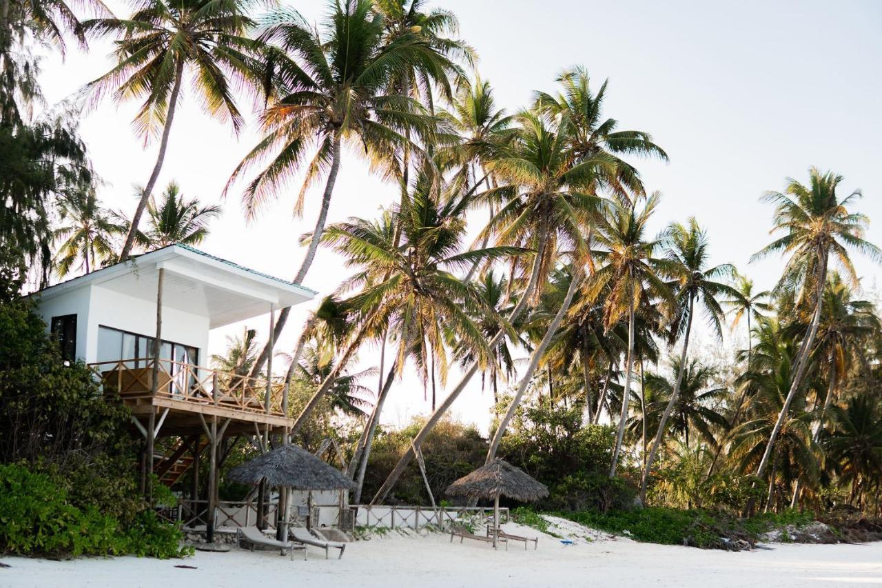 Kima Serviced Beach House & Suites Bwejuu Buitenkant foto